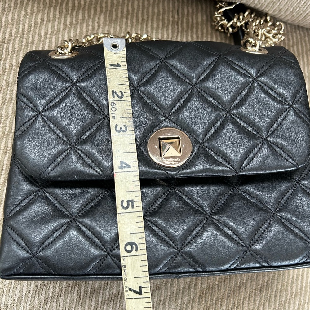 Kate Spade EUC Elegant Black Quilted Chain Shoulder Bag AND dust cover - Picture 6 of 10